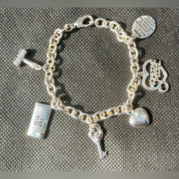 Vintage Cellini Sterling Silver Love Charm Bracelet - Picture 11 of 14